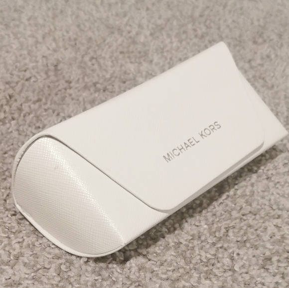 Michael Kors White Case for Eyeglasses Sunglasses - Picture 4 of 7